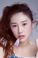 嚴(yán)冰