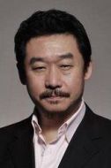 劉明