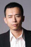 左震