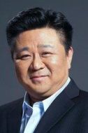 梁冠華