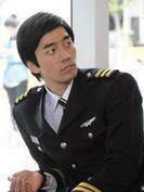 崔機長