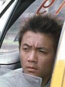 小偉