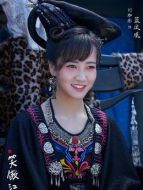 藍鳳凰（劉珈彤飾演）