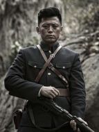 謝魁（張競達飾演）
