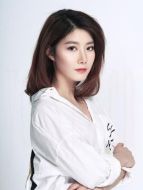 待定（王婷飾演）