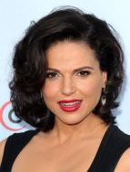 Regina / The Evil Queen（拉娜&middot;帕瑞拉飾演）