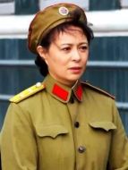丁玉琴（劉佳飾演）