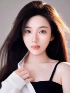 （關昱汐飾演）