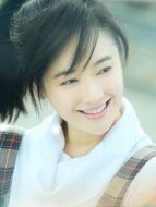 尤玲（左小青飾演）