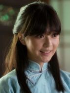 秀芬（丁嚀飾演）