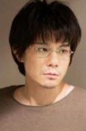 岸中玲二