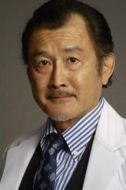 吉田鋼太郎