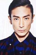 伊勢谷友介