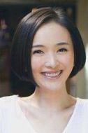 李依玲