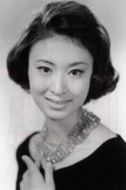 三田佳子