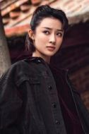 莫莉