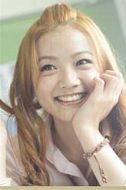 藤冢優里亞